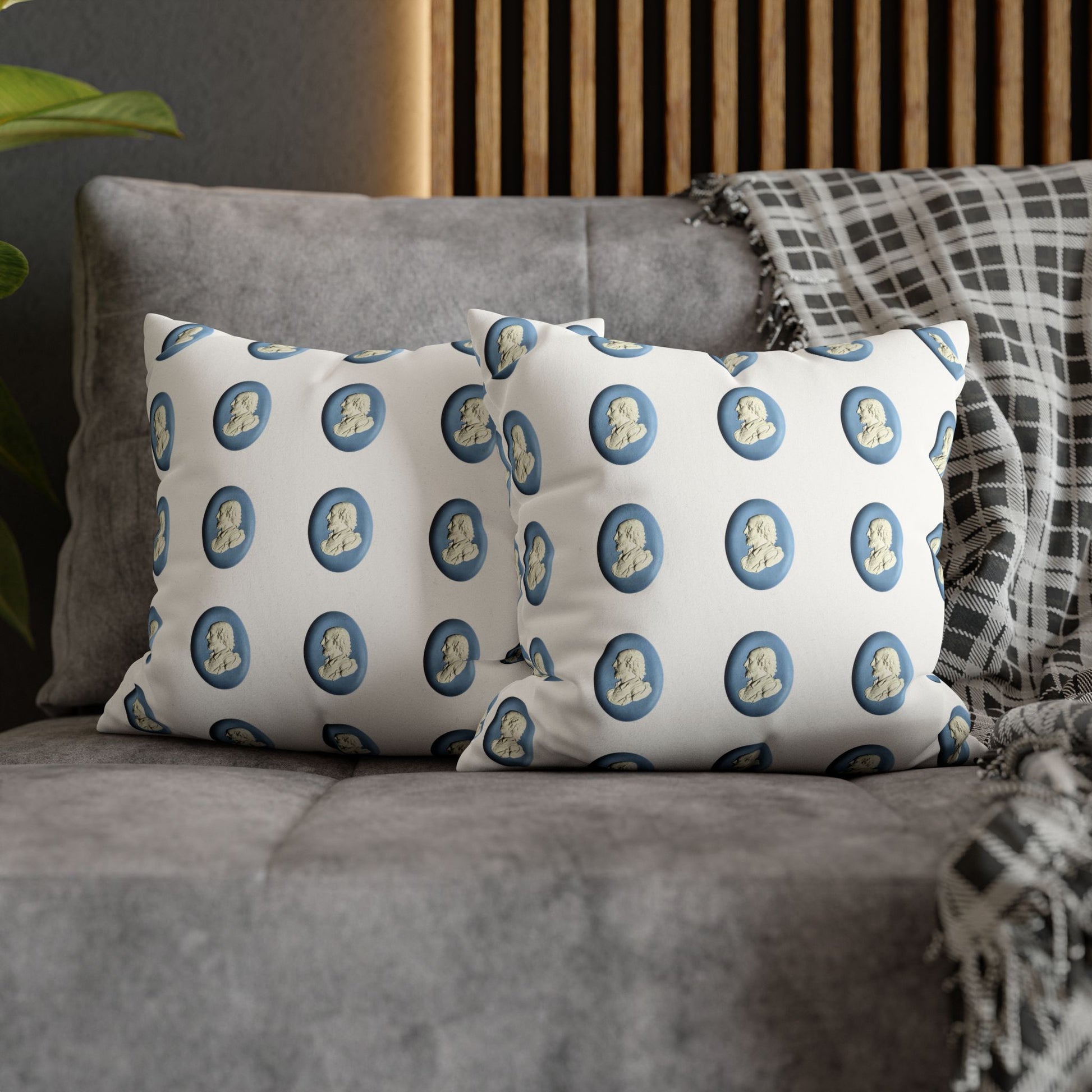 Wedgwood-inspired pillow featuring an 18th century jasperware plaque of William Shakespeare. This elegant and literary pillowcase adds a touch of classic sophistication to your home decor.